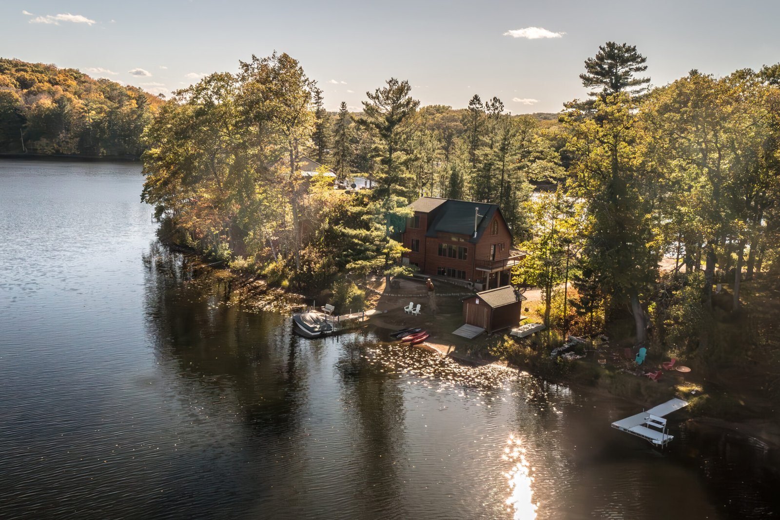 Lakeside Cabin Lakeview